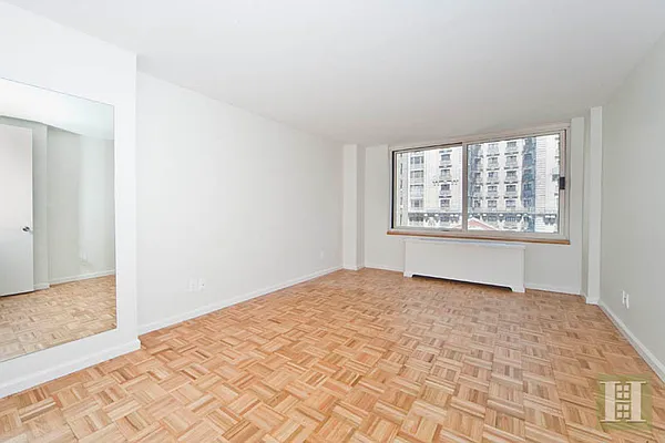Rented by Halstead Real Estate | media 28