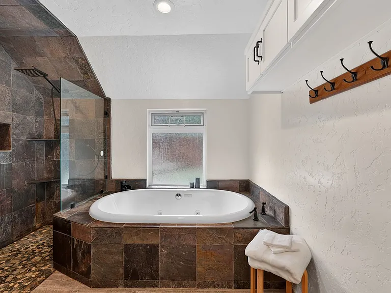420 Colusa Pl — Photo 43