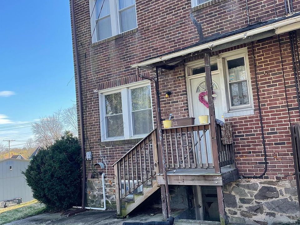 2nd image of 2804 E Cold Spring Ln