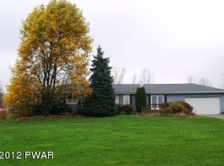 122 Murnin Rd, Lake Ariel, PA 18436