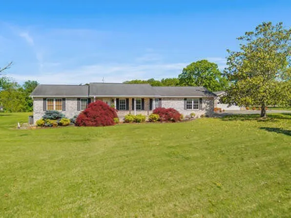 5208 John Hall Rd, Knoxville, TN 37920