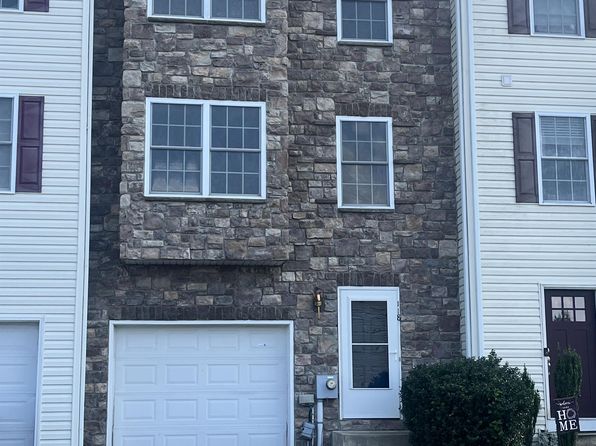 118 Myatt Ct