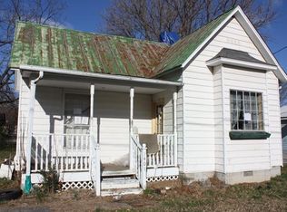 1401 Hinch St, Spring City, TN 37381