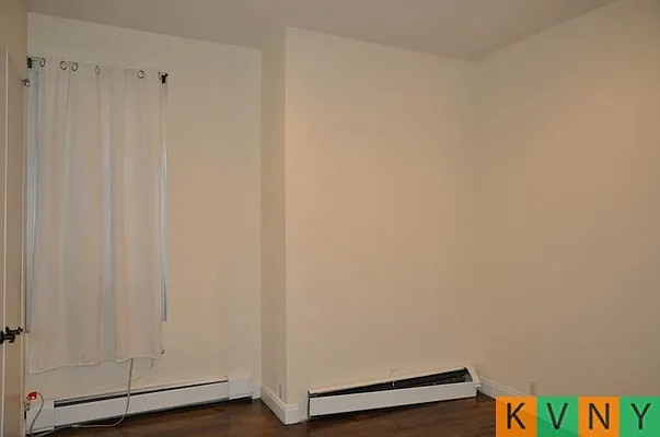 Rented by KVNY Soho | media 21