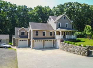 10 Daniels Rd, Medway, MA 02053