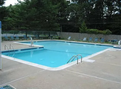 46 Village Brook Ln #2 — Photo 5