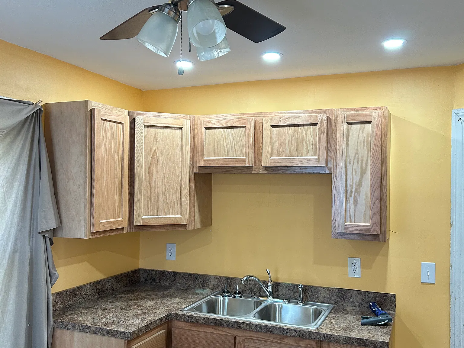2 bed, 728 sqft, $1,100 — Photo 4