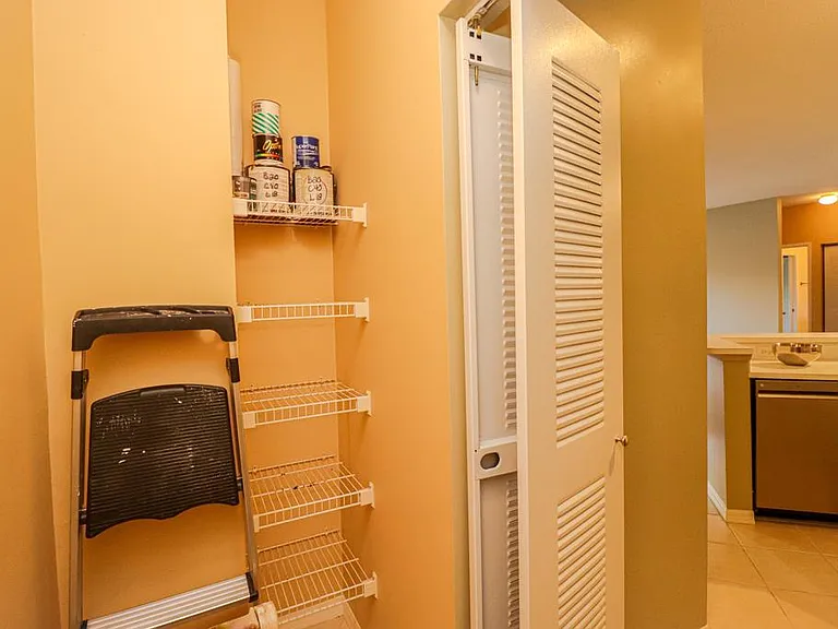 540 Florida Club Blvd #540 — Photo 27