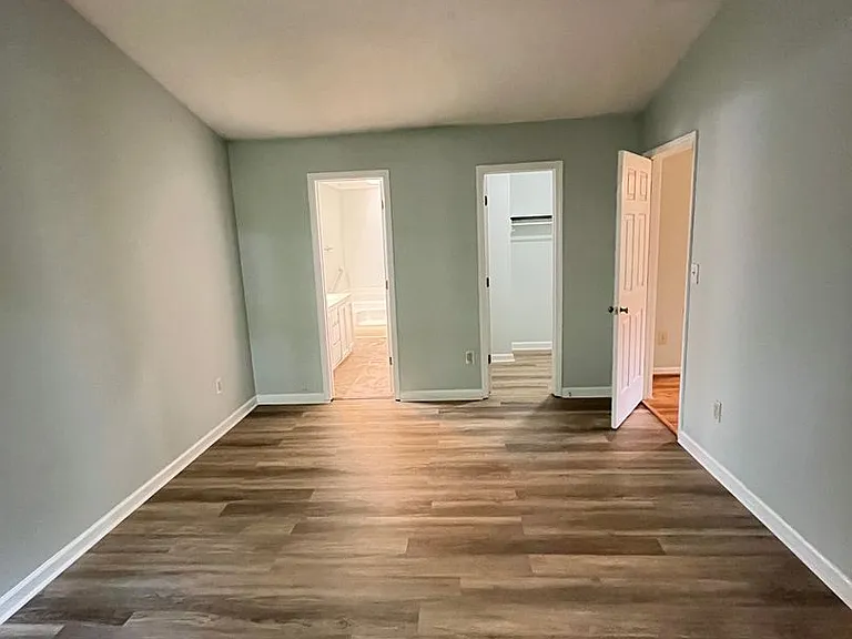 816 Market Pl — Photo 29