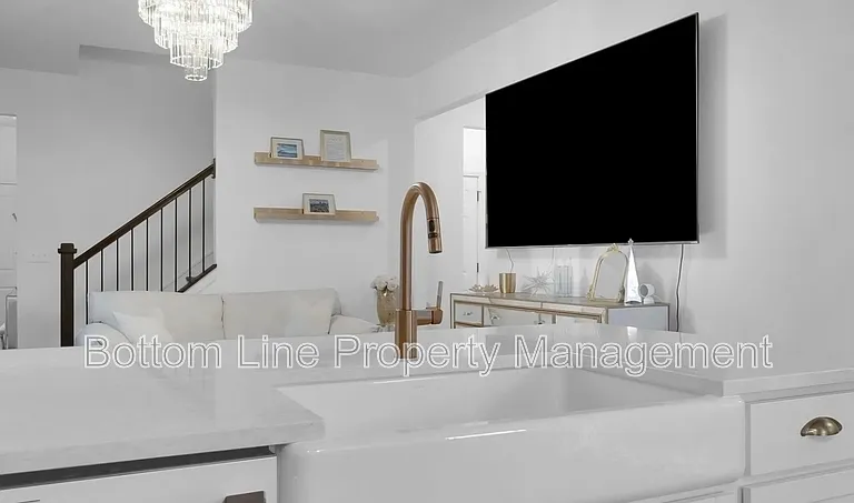 242 Lacewing Dr — Photo 6