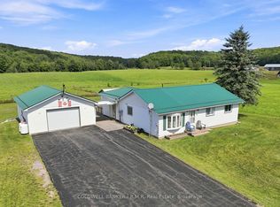 1695 Horseshoe Lake Rd, Minden Hills, ON K0M2K0