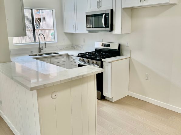 12755 Vanowen St APT 3