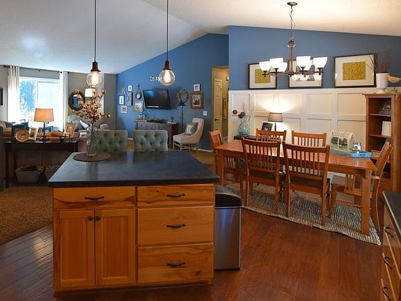5th image of 15597 Birchwood Ln