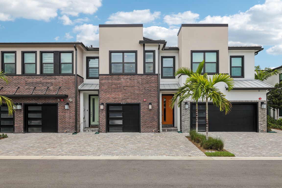NW 7th Pl-S2706-001.jpg
