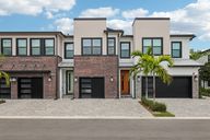 NW 7th Pl-S2706-001.jpg