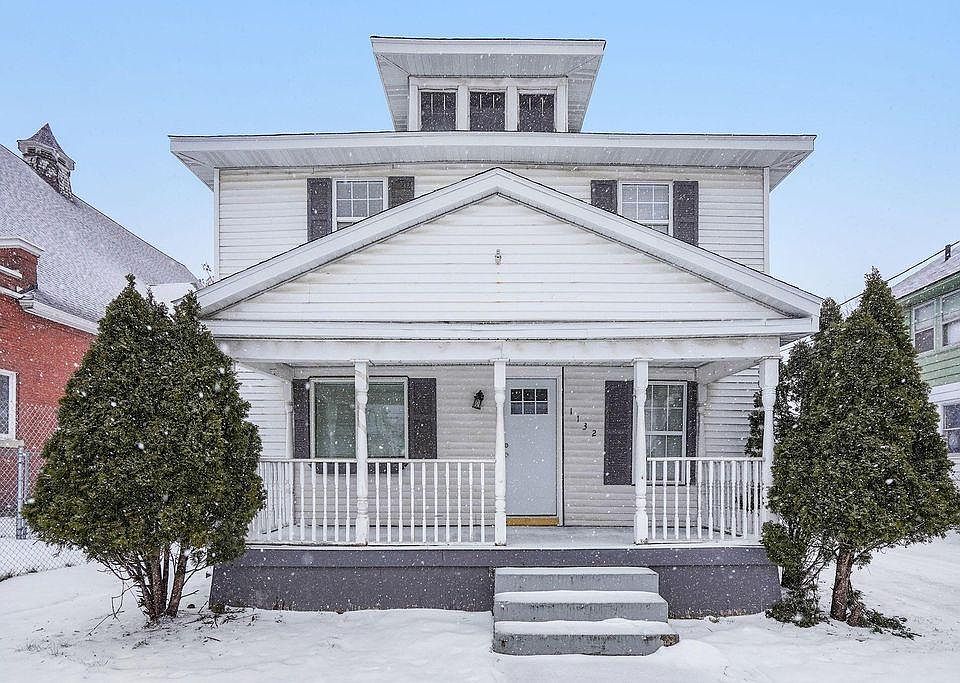 1st image of 1132 Broadway Ave NW