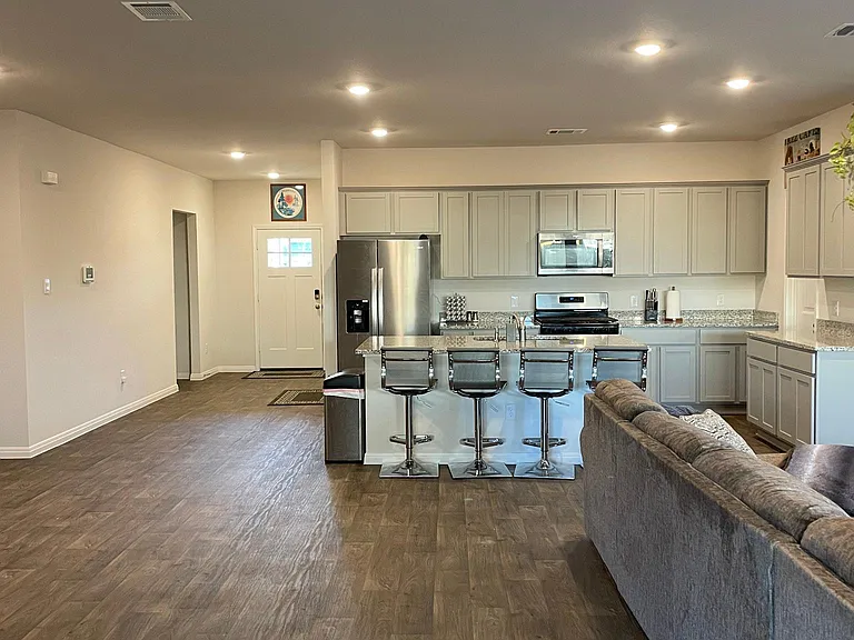 226 Evergreen Sumac Loop — Photo 10