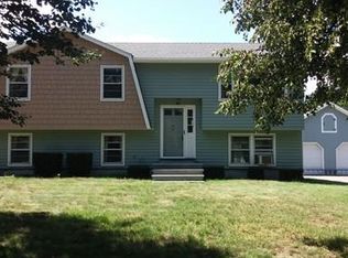 73 1/2 Groton St, Pepperell, MA 01463