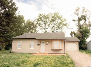 45 Drexel Dr, Cahokia, IL