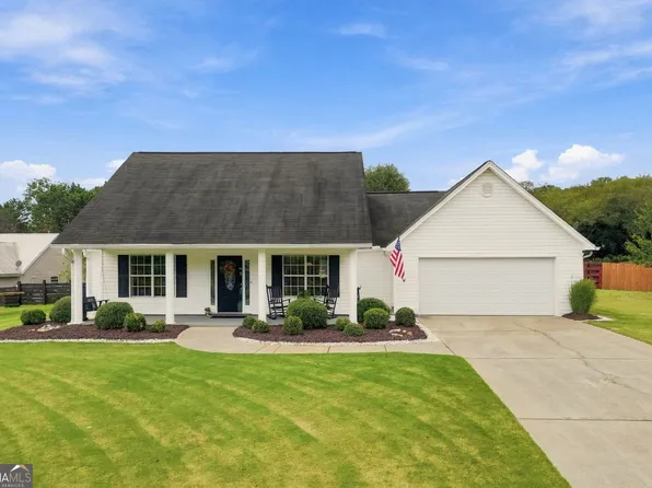 8225 Wimbledon Ct, Gainesville, GA 30506