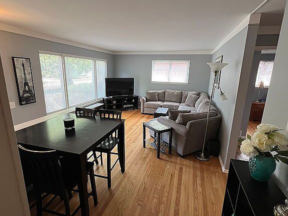 5th image of 19473 Hardy St