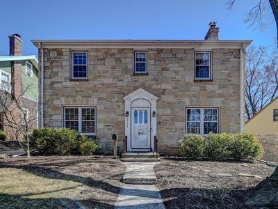 2708 Lakeland Avenue, Madison, WI, 53704