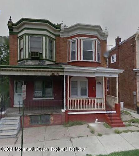 2nd image of 2817 Carman St