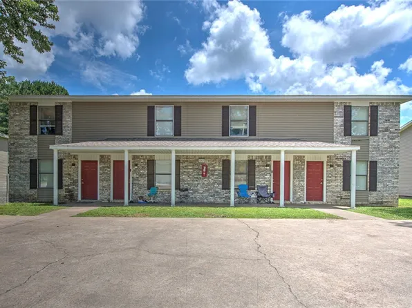 1607 A B C D Oriole St, Springdale, AR 72764