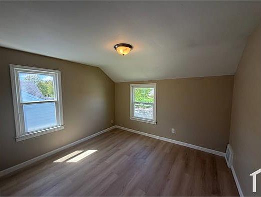 5th image of 20908 Kenyon Dr