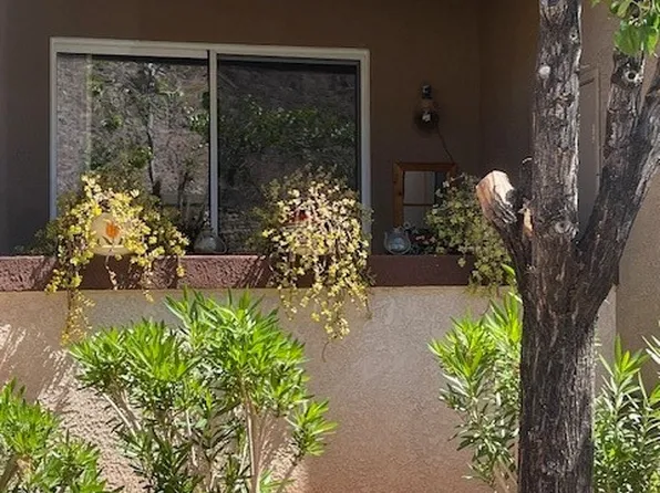 231 W Horizon Ridge Pkwy APT 517, Henderson, NV 89012