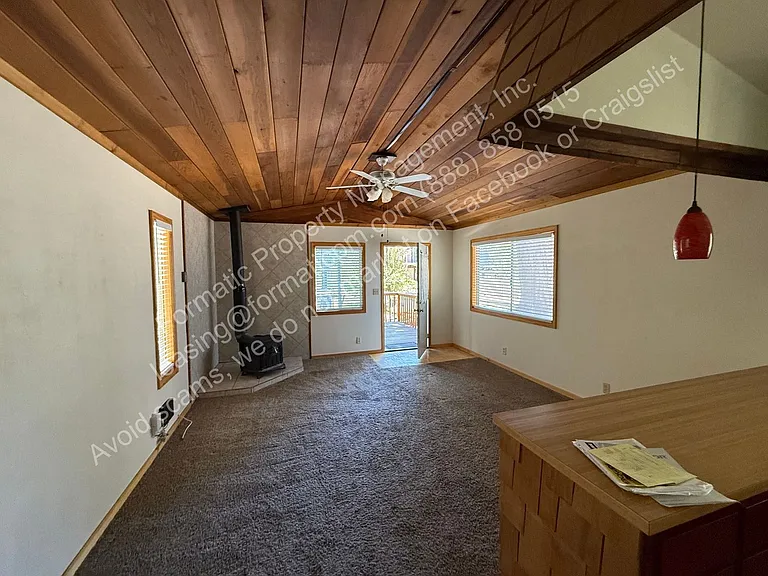 798 Riverside Ave — Photo 3