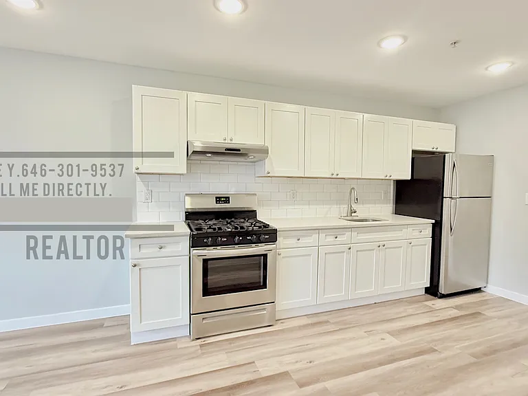 188 Lafayette St #18 — Photo 4