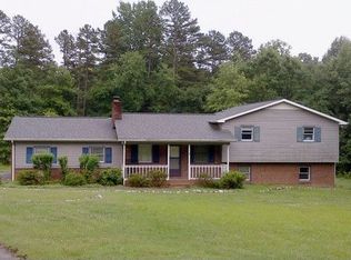 4015 Englewood St, Claremont, NC 28610