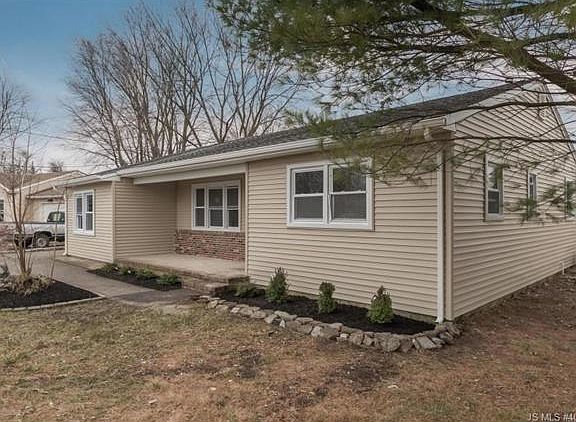 3rd image of 6 Osprey Ct