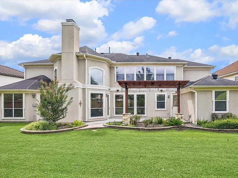 2210 Bywater Dr — Photo 24