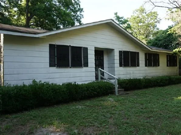 1047 Scott St NE, Live Oak, FL 32064