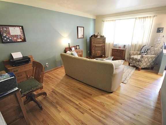 4th image of 13748 Melva Dr