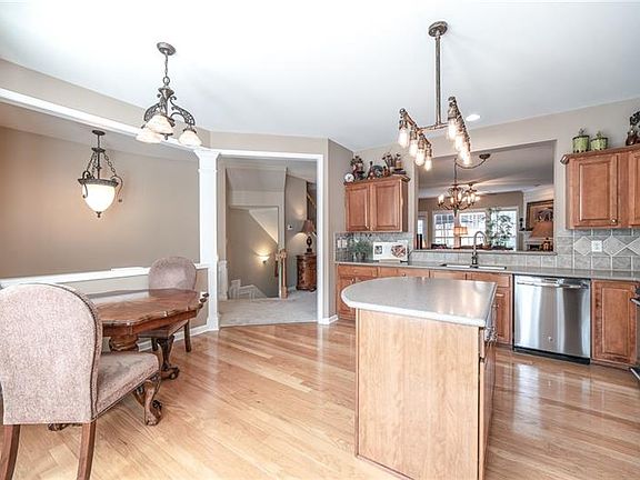 3rd image of 5012 Foxfield Trce SE Bldg 14