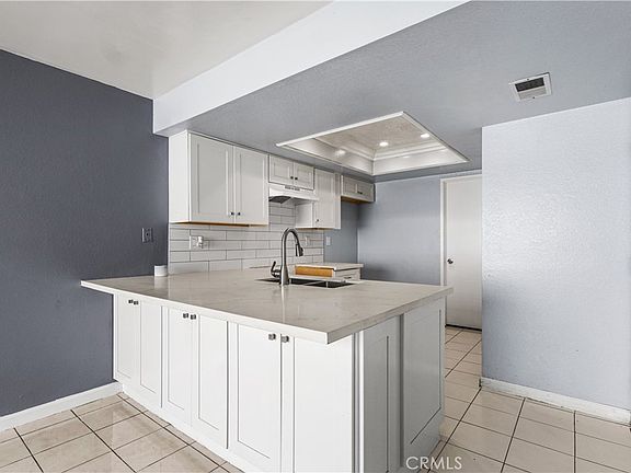 4th image of 732 W Phillips St APT 18
