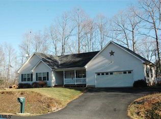 102 Doe Dr N, Ruckersville, VA 22968