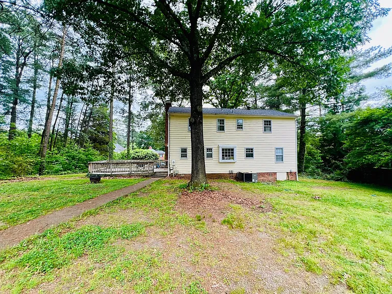 7400 Three Chopt Rd — Photo 43
