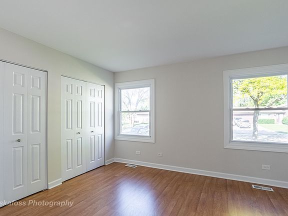 4th image of 8199 Dartmouth Ln