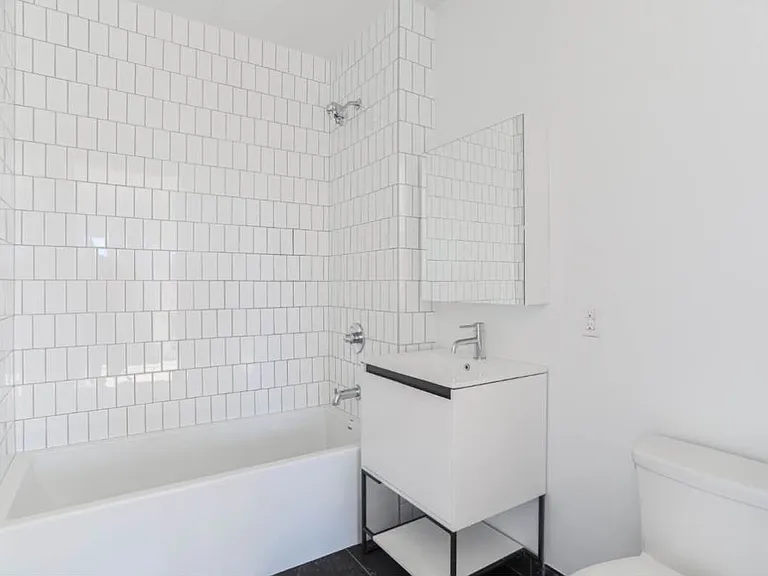 1351 Brooklyn Ave #5B — Photo 4