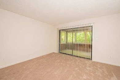 Sage Pointe — Photo 17