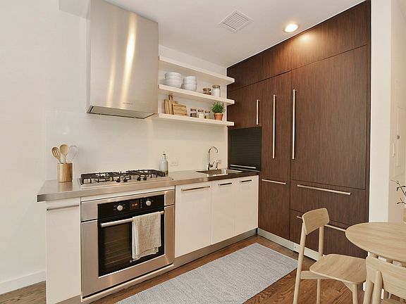 5th image of 133 W 22nd St APT 3A