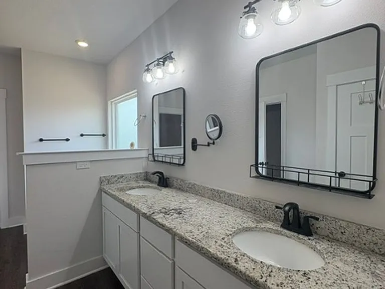 1114 Shoal River Dr — Photo 13