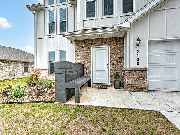 2nd image of 2100 Wildflower Dr