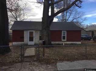 616 McMicken St, Rawlins, WY 82301