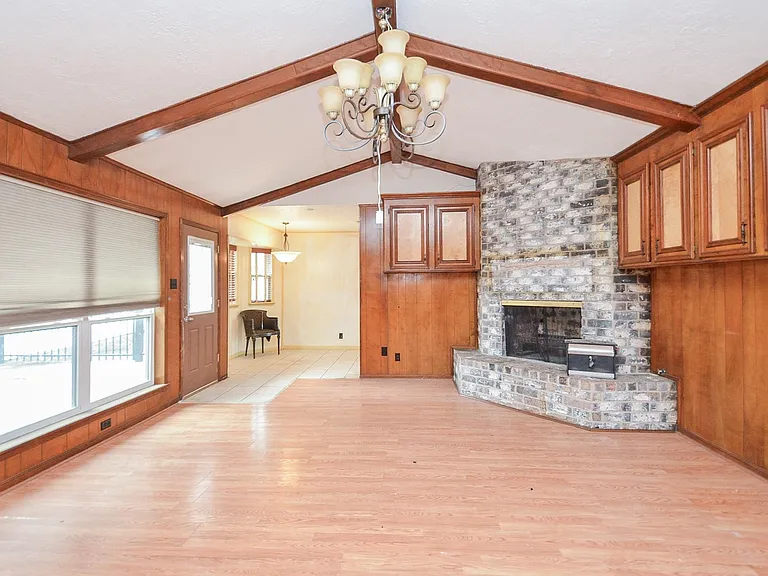 9323 Claridge Dr — Photo 19