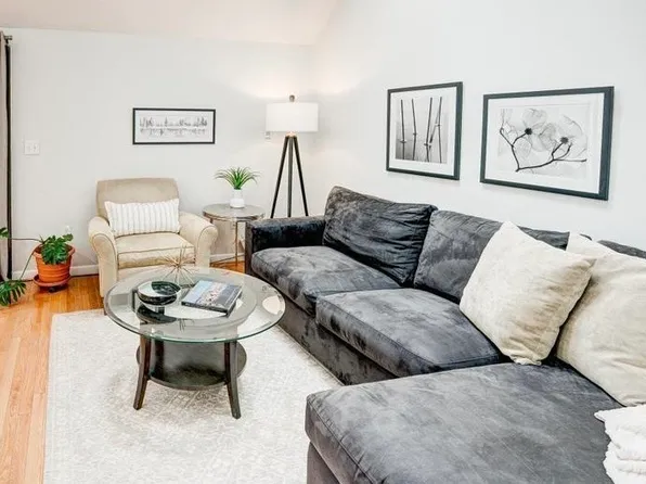 425 Great Elm Way #425, Acton, MA 01718
